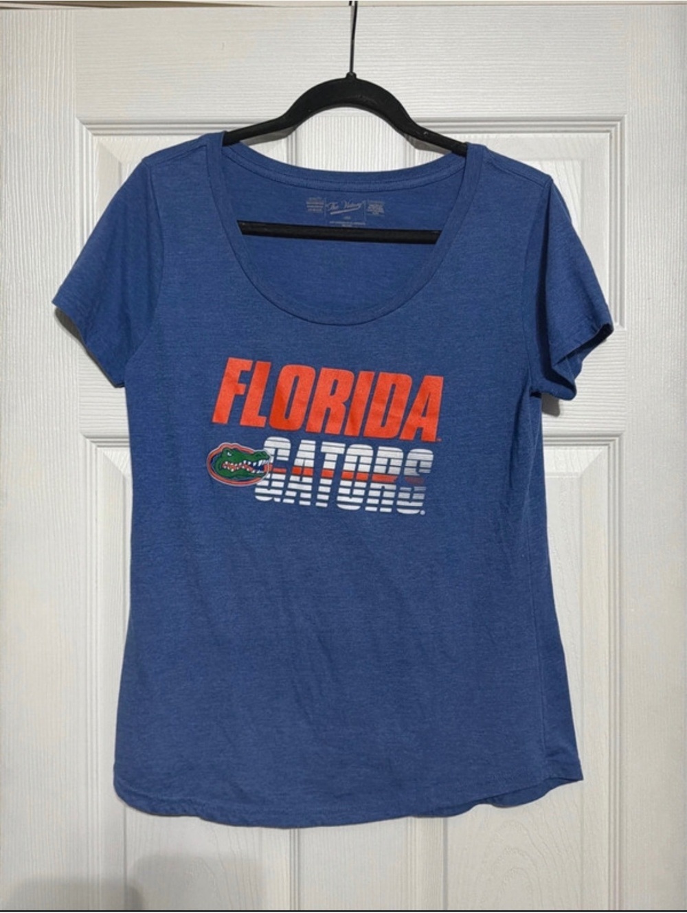Florida Gators Women's Blue Scoop Neck T-Shirt Large
